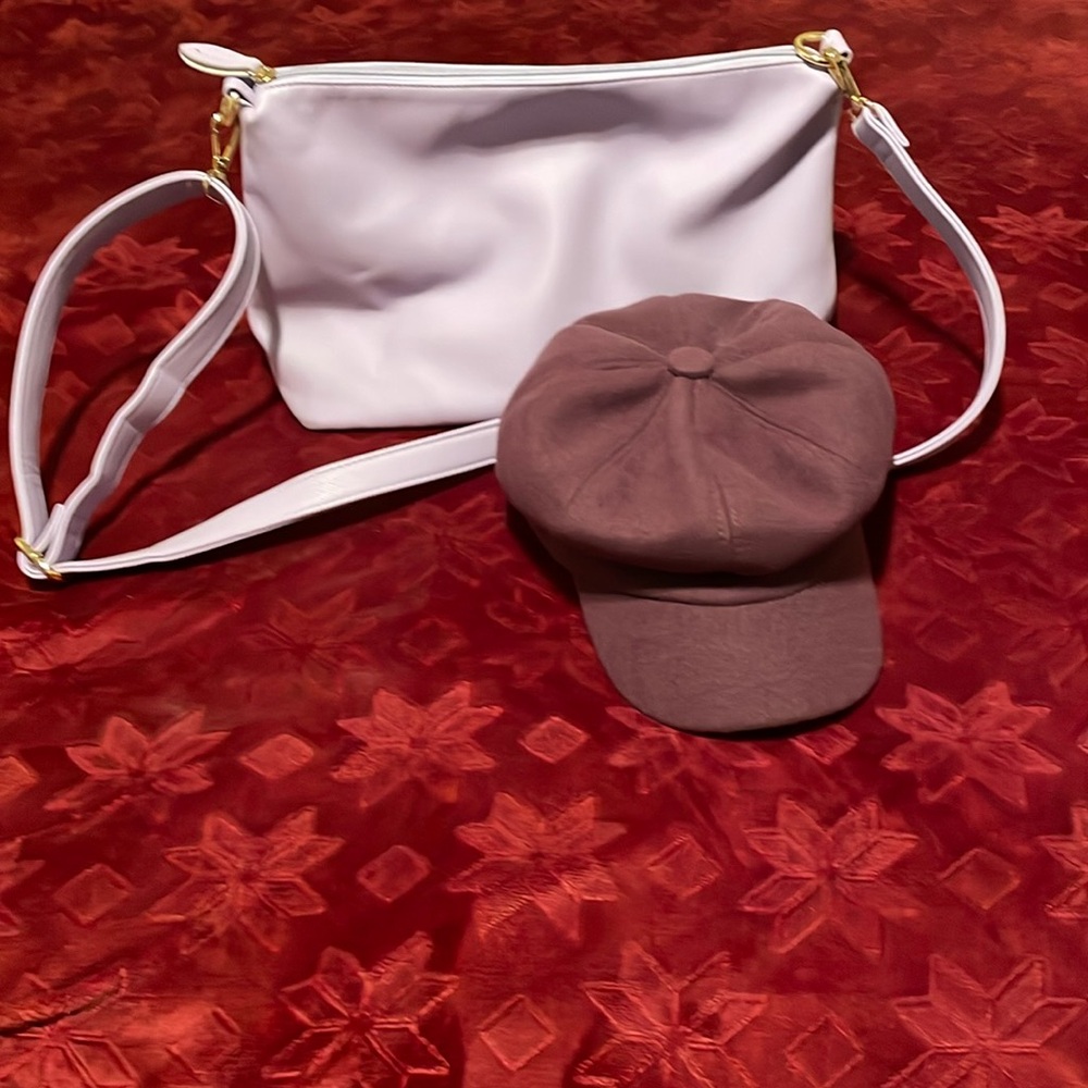 lavender purse, w/purple hat